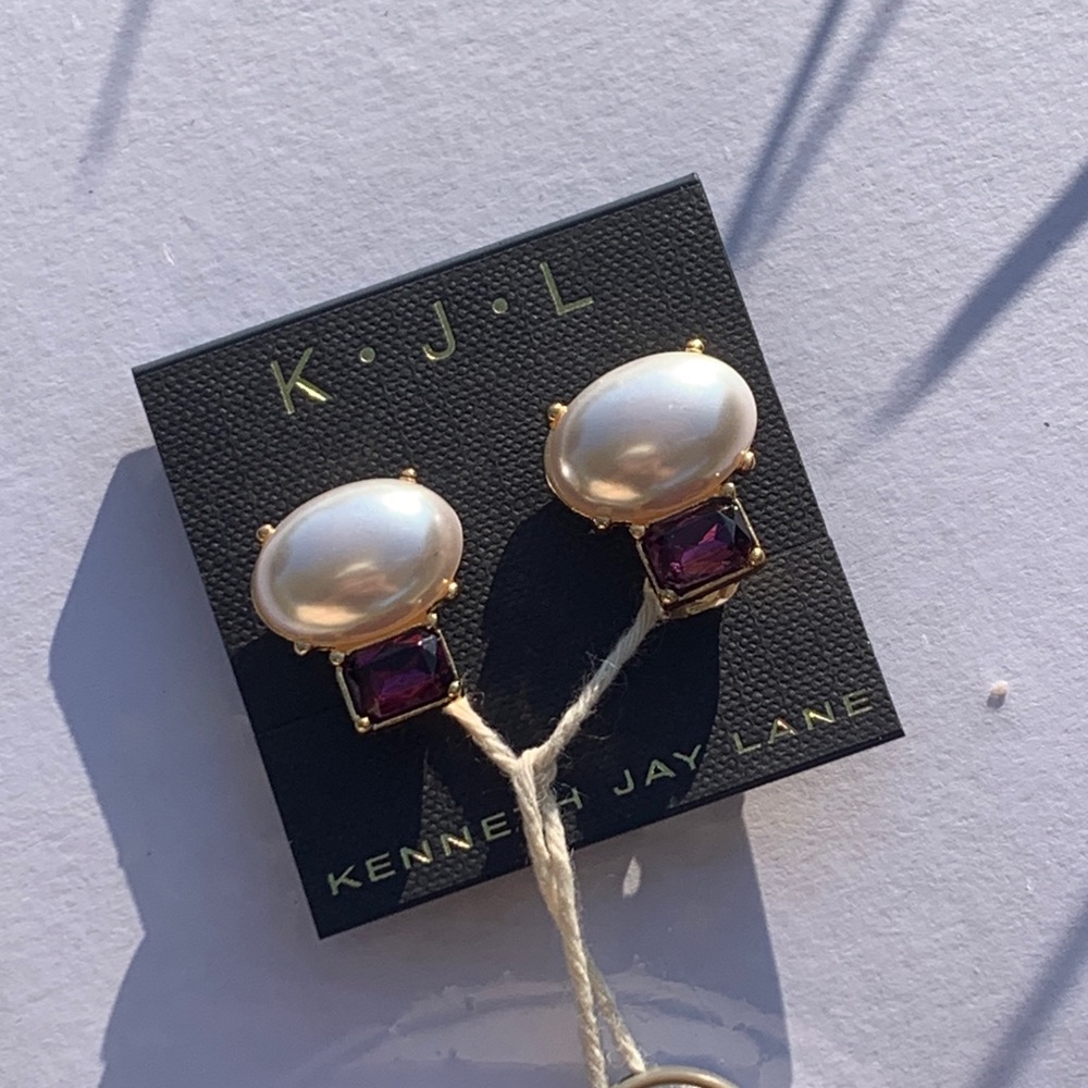 NWT Kenneth Jay Lane Purple Amethyst Crystal Pearl Clip On Earring